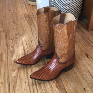 Justin Boots BRAND NEW